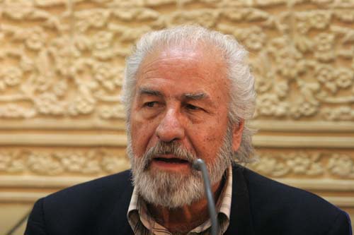 یوسف مجید زاده